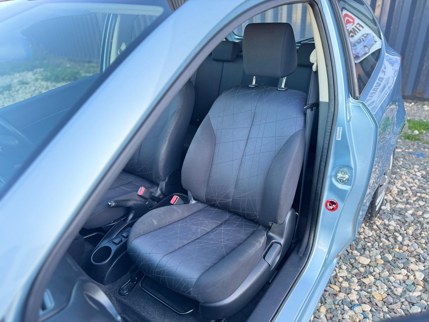 Used Mazda Mazda2 2011 for sale - 76867008: Photo 17