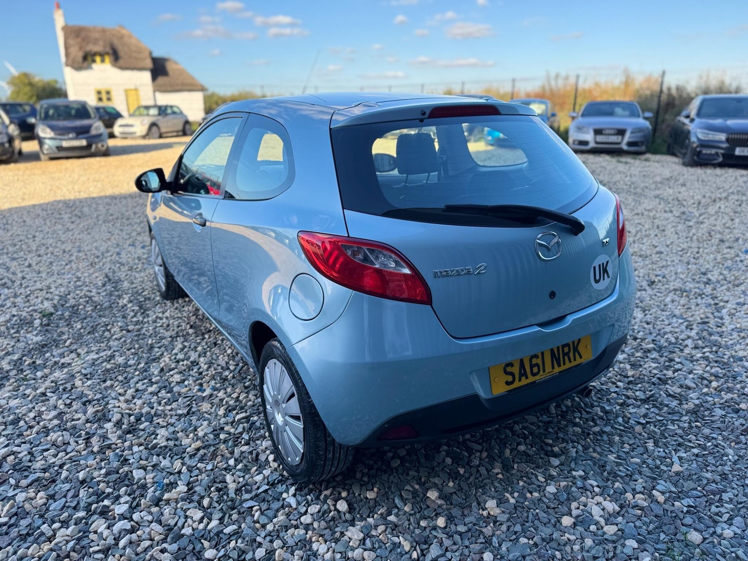 Used Mazda Mazda2 2011 for sale - 76867008: Photo 7