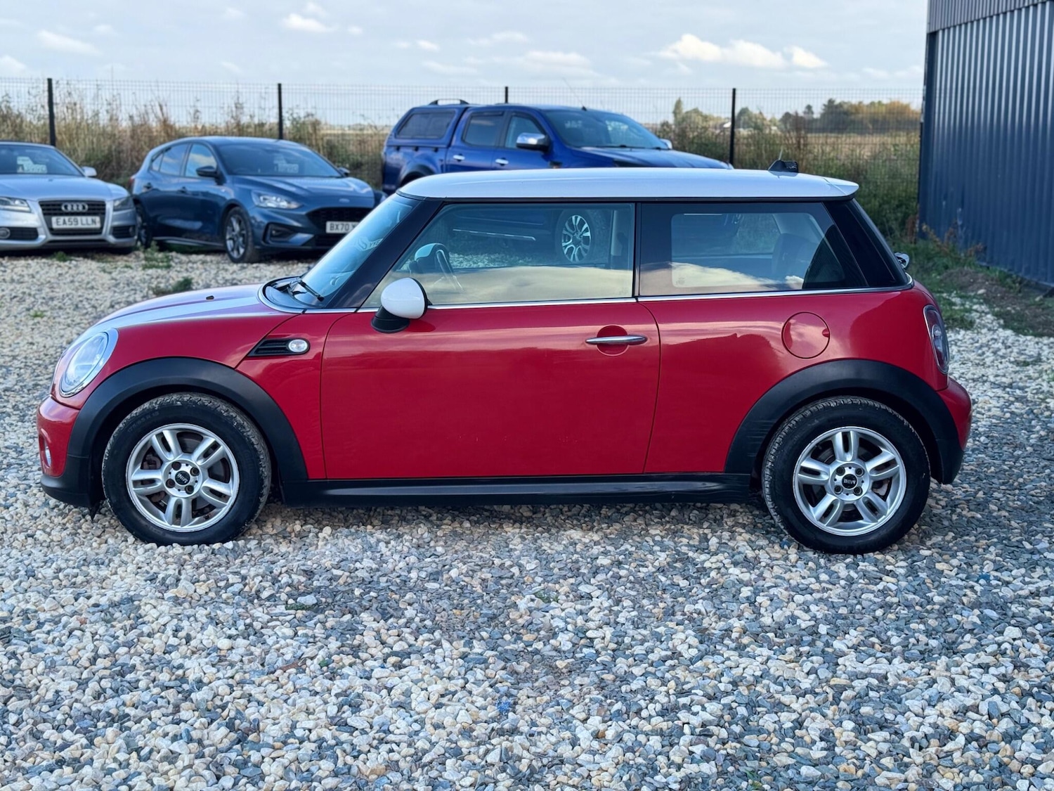 Used MINI Hatch 2010 for sale - 76867003: Photo 4