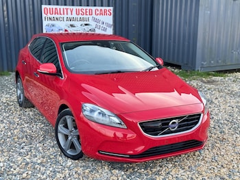 Used Volvo V40 2015 for sale - 78086417: Photo