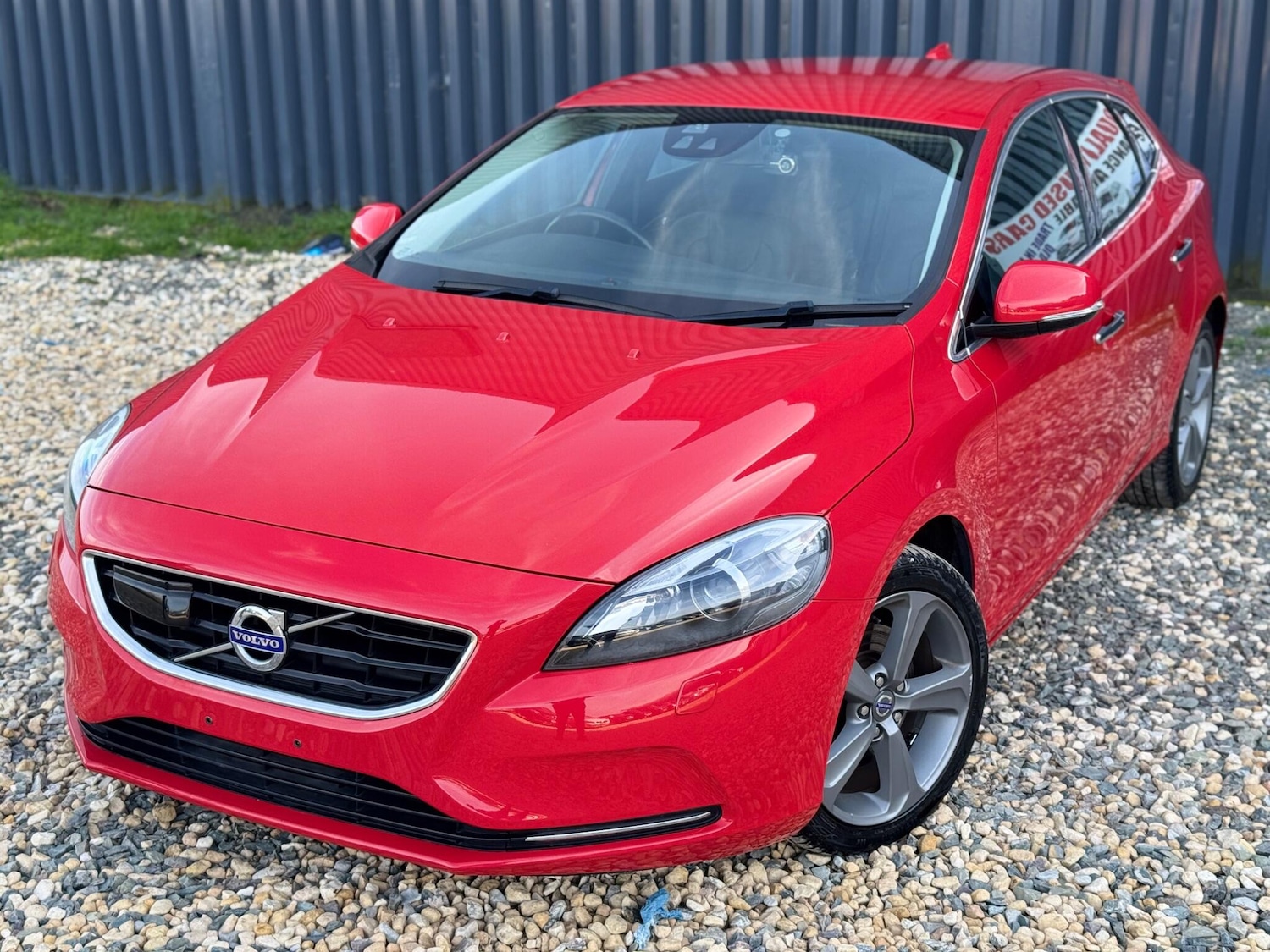 Used Volvo V40 for sale - 78086417: Photo 3