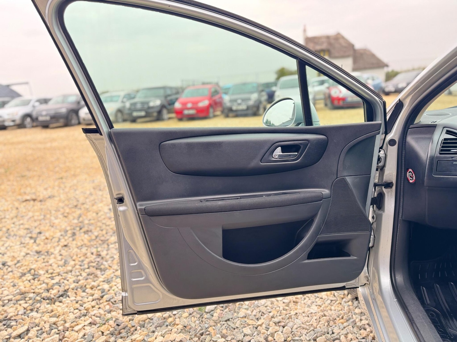 Used Citroen C4 2008 for sale - 76607630: Photo 9