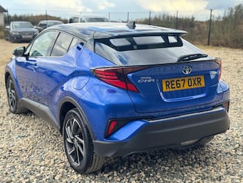 Used Toyota C-HR 2017 for sale - 79821539: Photo