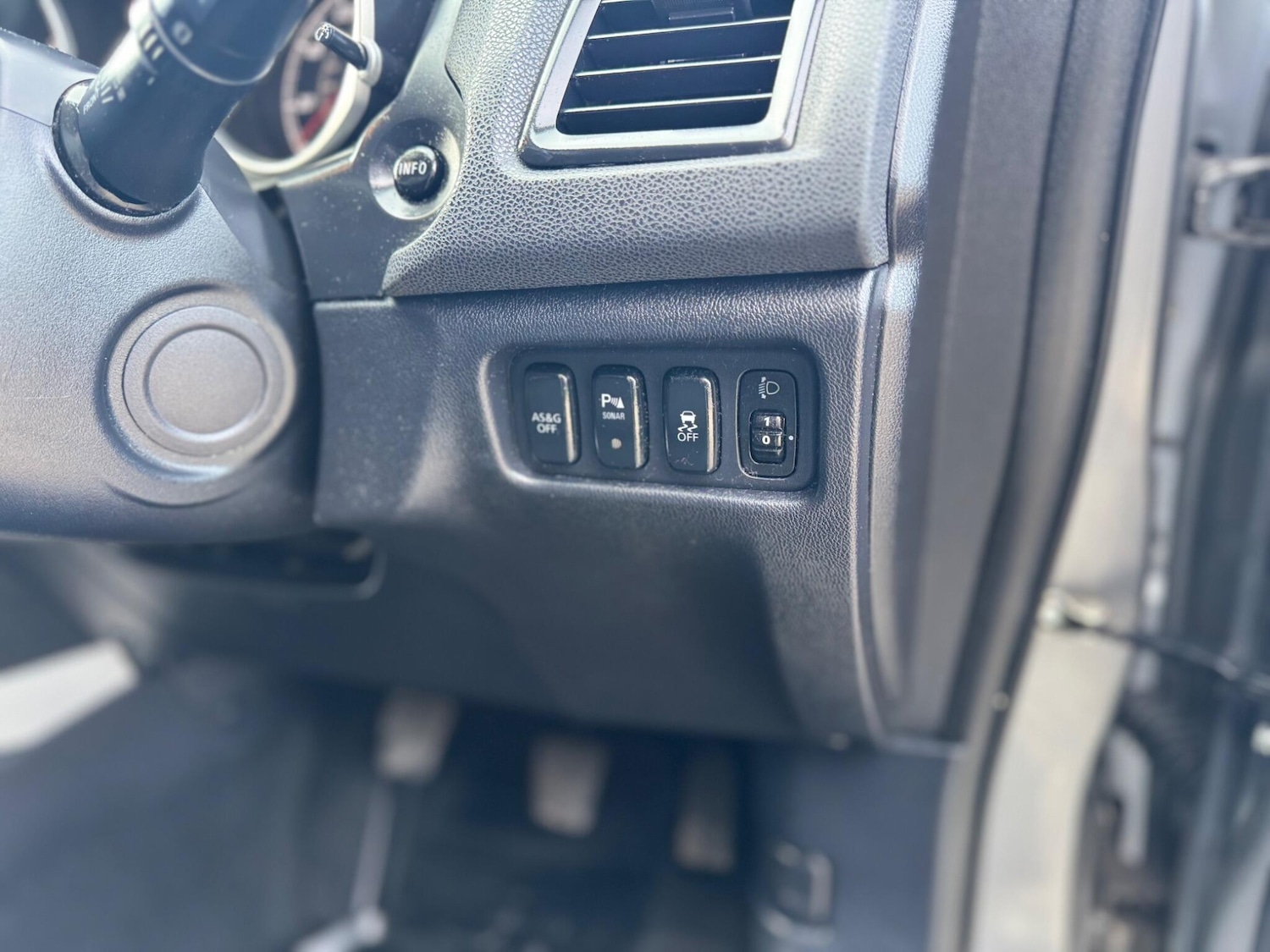 Used Mitsubishi ASX 2011 for sale - 77957049: Photo 19