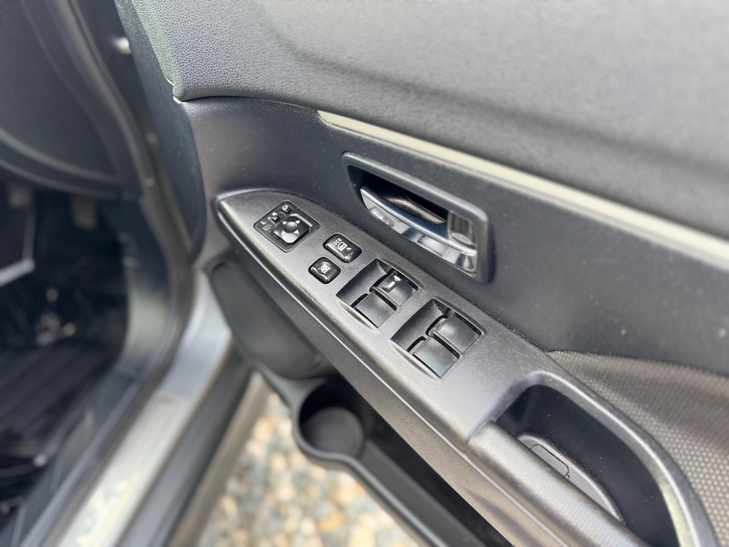 Used Mitsubishi ASX 2011 for sale - 77957049: Photo 24