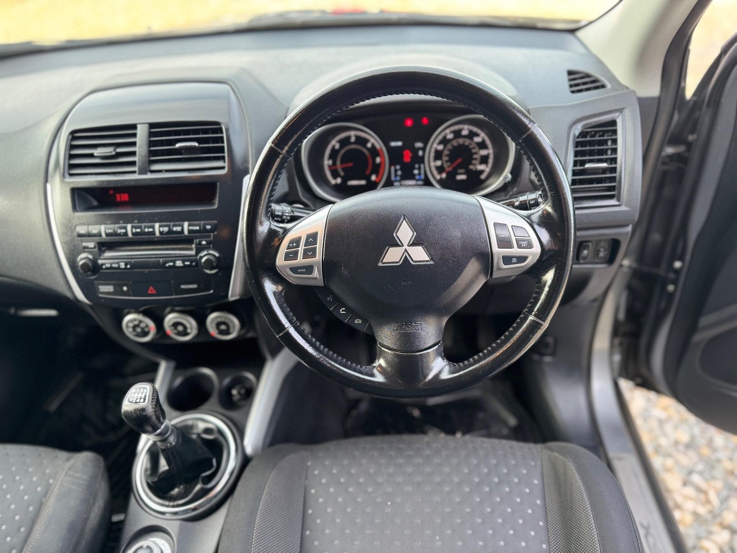 Used Mitsubishi ASX 2011 for sale - 77957049: Photo 31