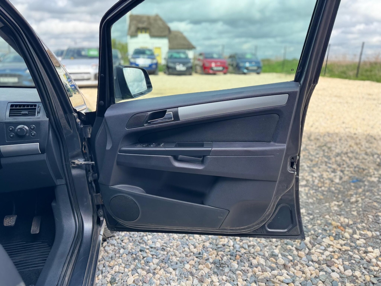 Used Vauxhall Zafira for sale - 78136248: Photo 26