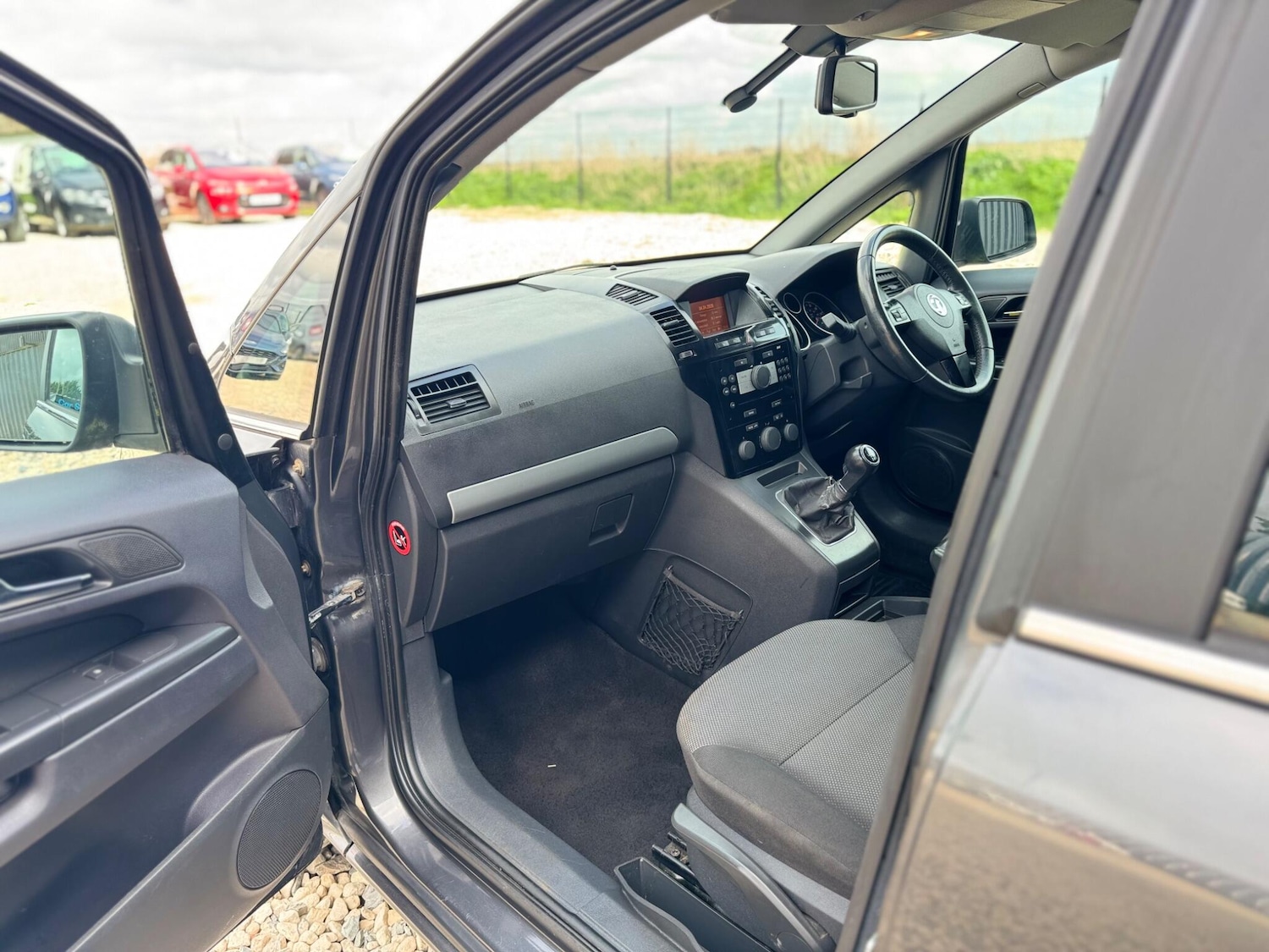 Used Vauxhall Zafira for sale - 78136248: Photo 34