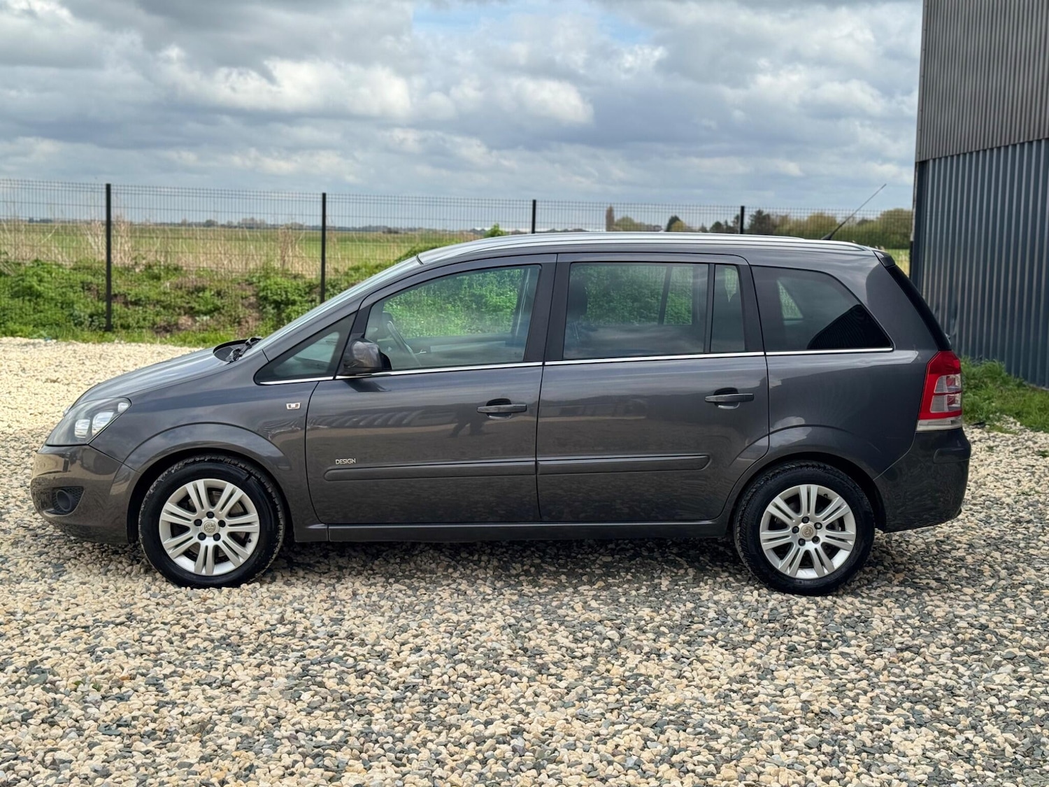 Used Vauxhall Zafira for sale - 78136248: Photo 7