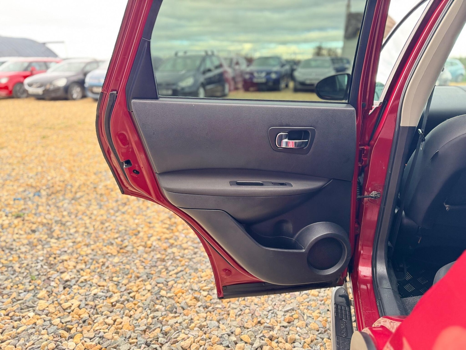 Used Nissan Qashqai 2011 for sale - 76867018: Photo 20