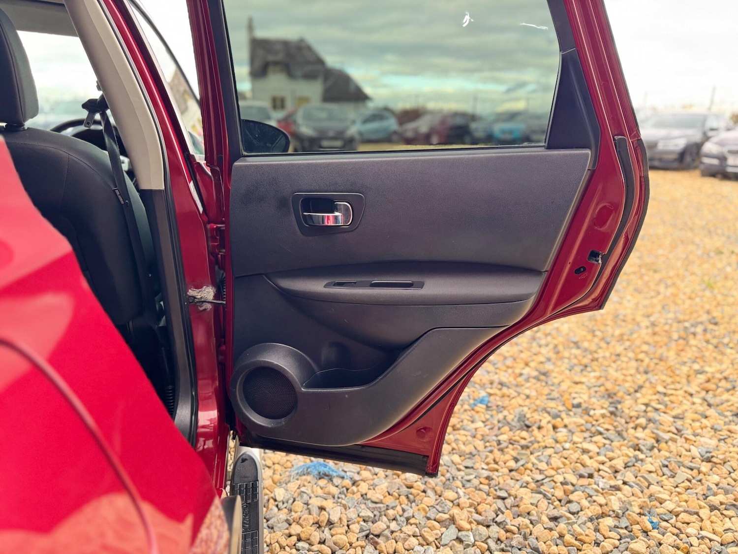 Used Nissan Qashqai 2011 for sale - 76867018: Photo 22