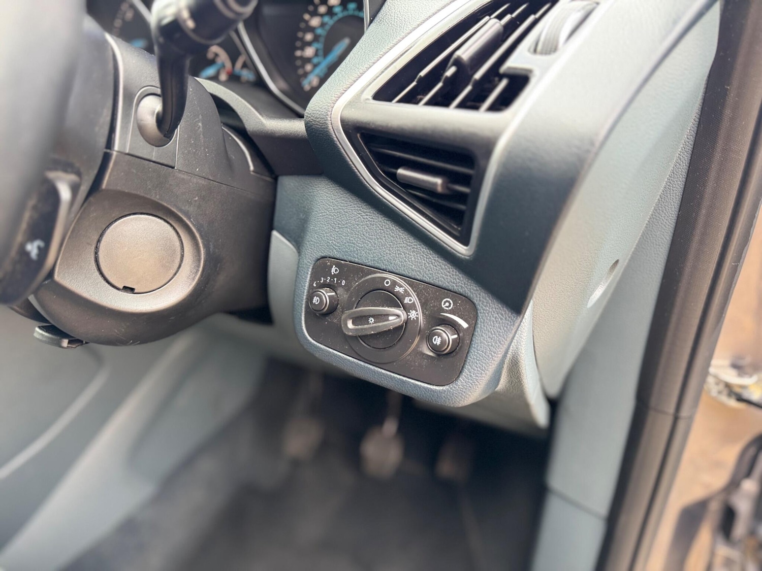 Used Ford C-Max 2011 for sale - 76620192: Photo 19