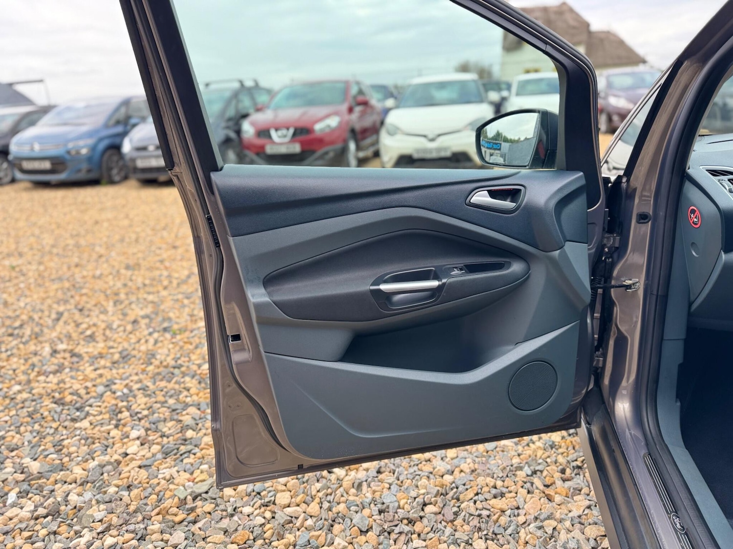 Used Ford C-Max 2011 for sale - 76620192: Photo 20