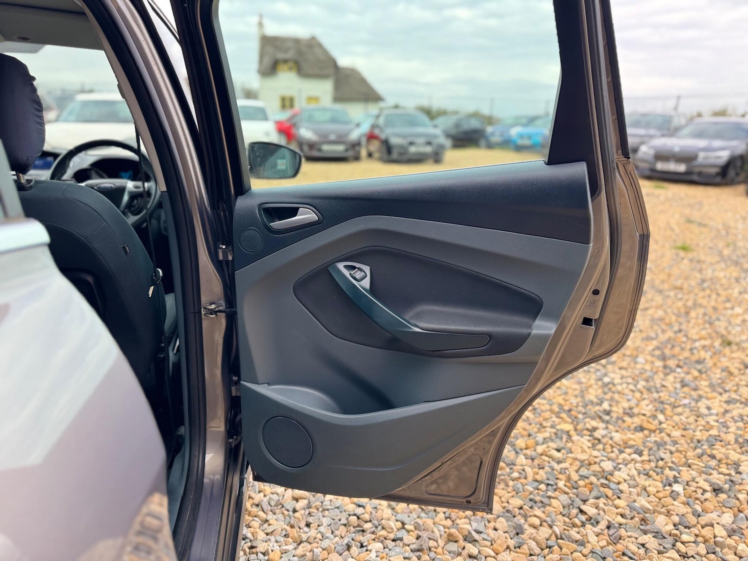 Used Ford C-Max 2011 for sale - 76620192: Photo 23