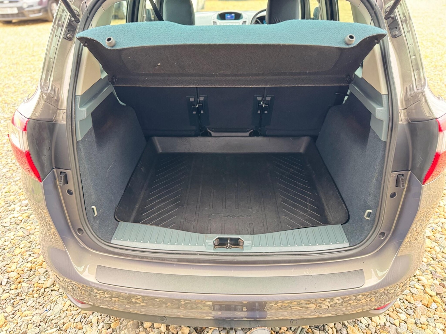 Used Ford C-Max 2011 for sale - 76620192: Photo 31