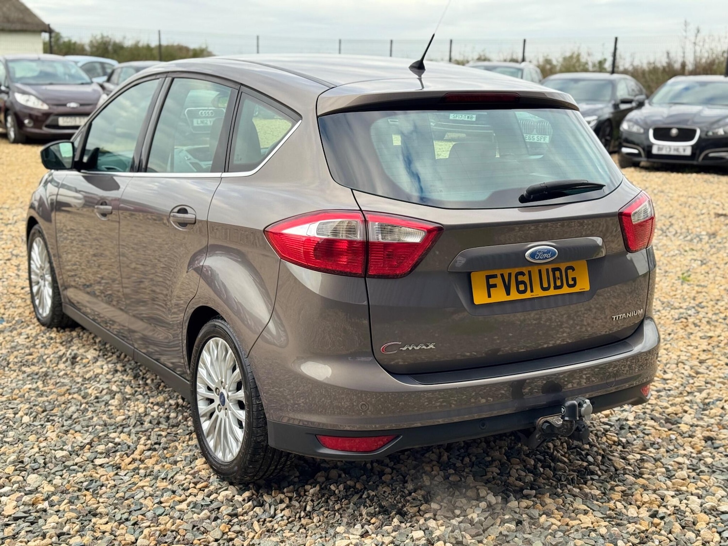 Used Ford C-Max 2011 for sale - 76620192: Photo 4