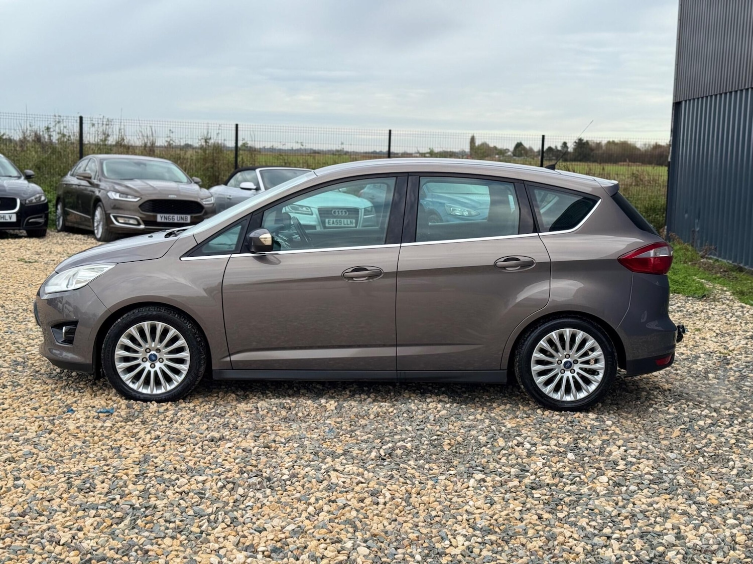 Used Ford C-Max 2011 for sale - 76620192: Photo 7