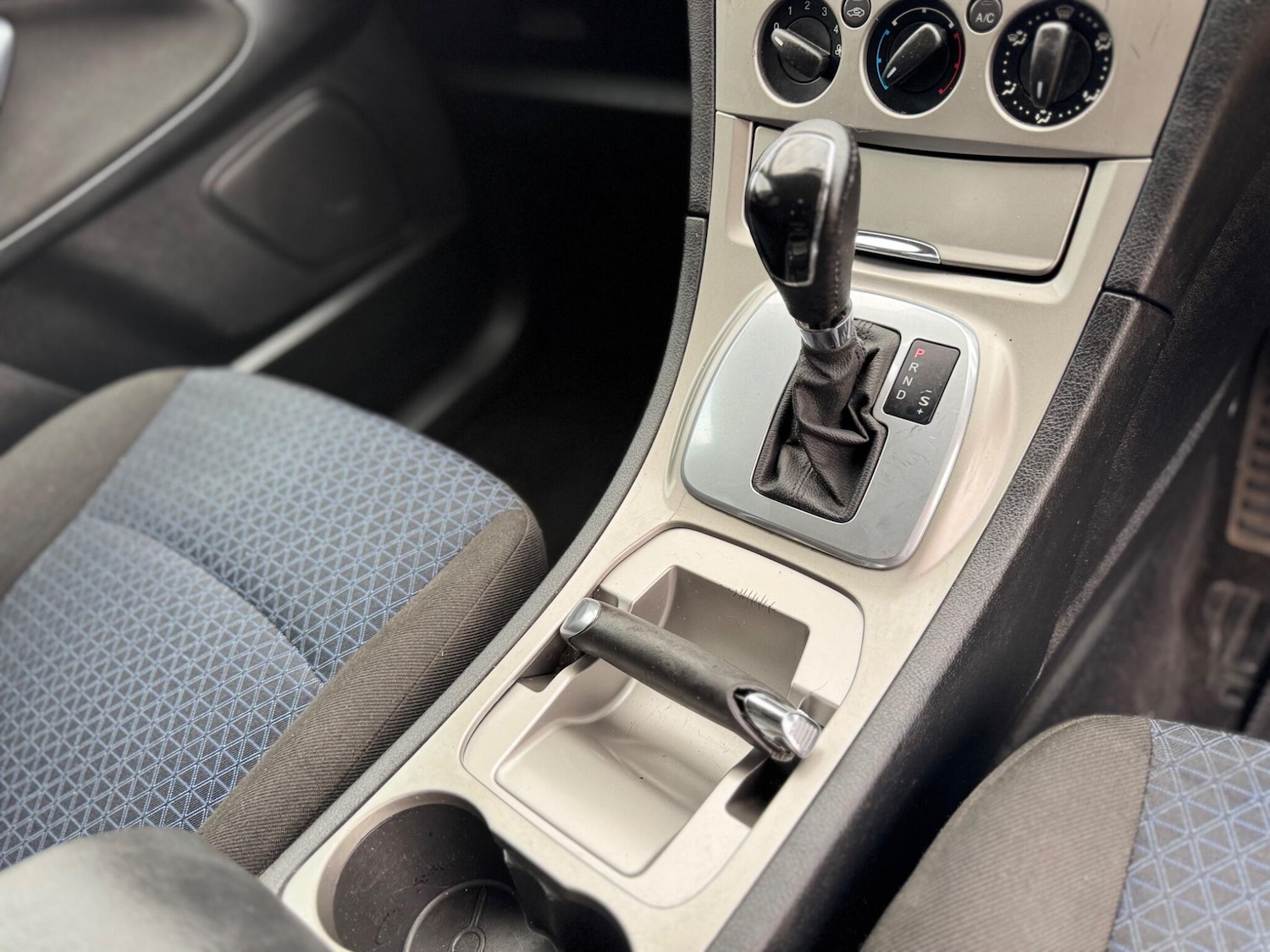 Used Ford S-Max 2009 for sale - 76867014: Photo 36