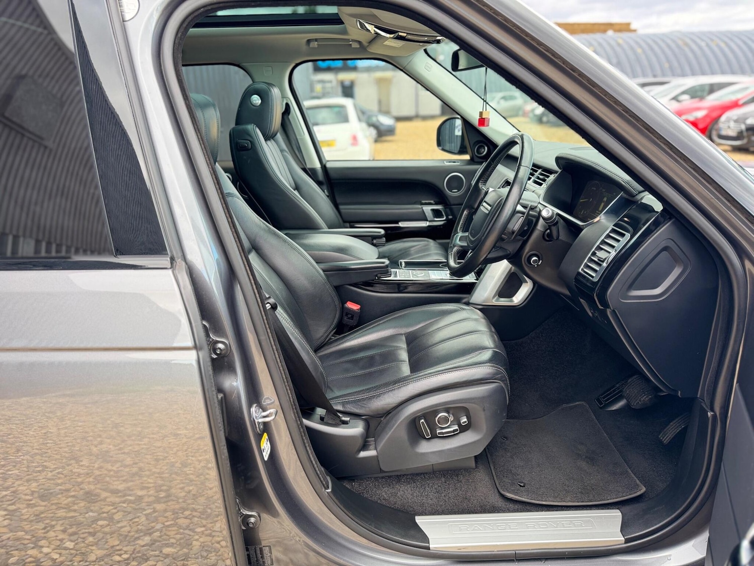 Used Land Rover Range Rover 2016 for sale - 76608407: Photo 21