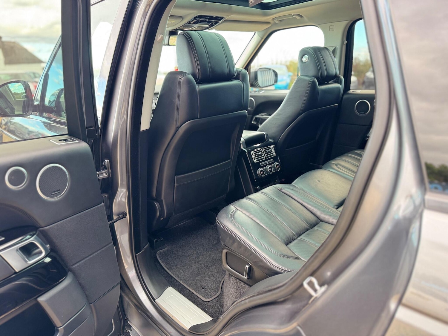 Used Land Rover Range Rover 2016 for sale - 76608407: Photo 25