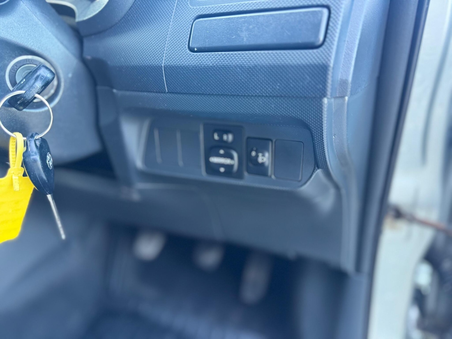 Used Toyota Auris 2007 for sale - 77924911: Photo 17