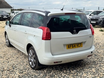 Used Peugeot 5008 2015 for sale - 78923038: Photo