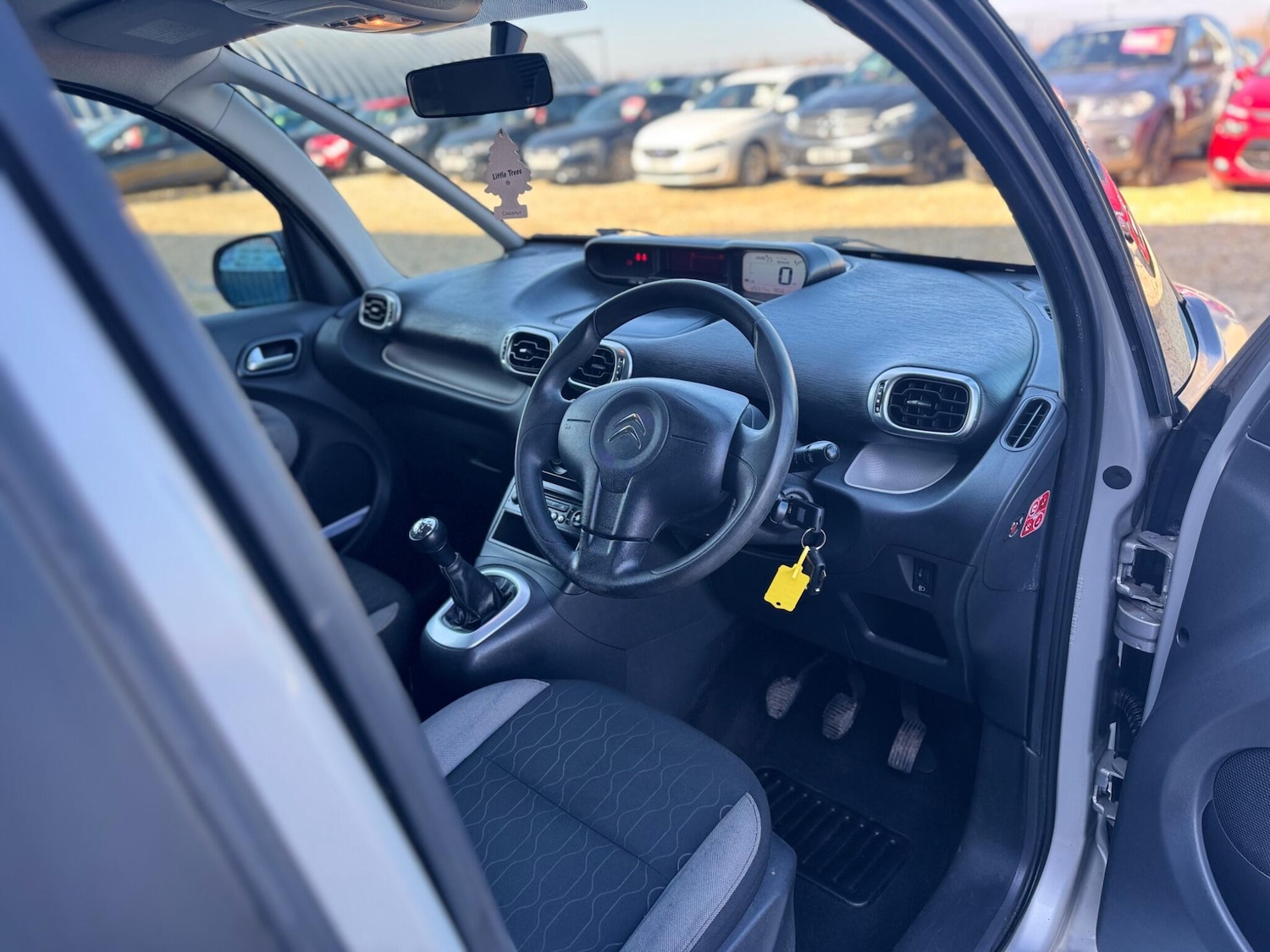 Used Citroen C3 Picasso for sale - 77768965: Photo 12