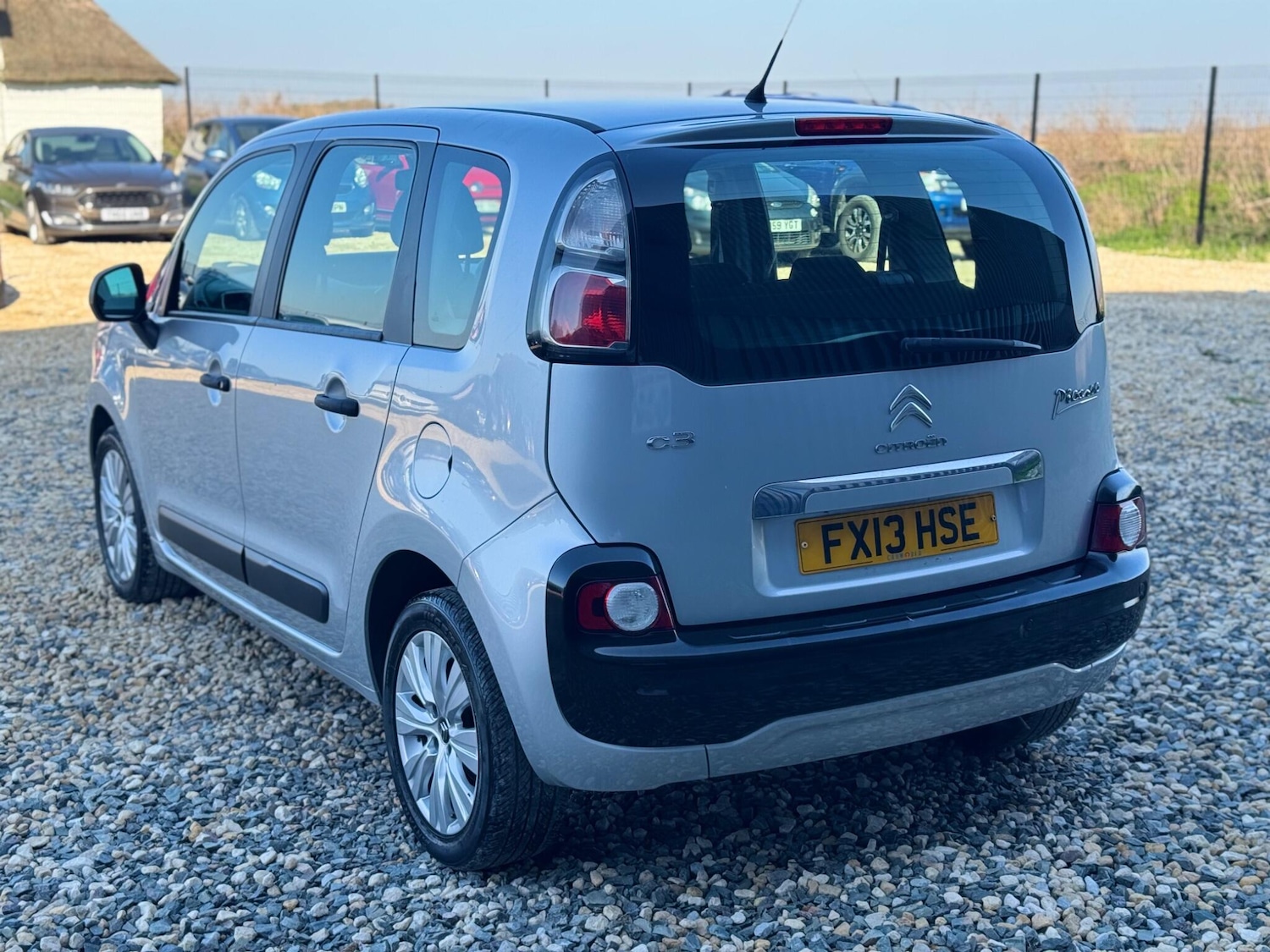 Used Citroen C3 Picasso for sale - 77768965: Photo 4