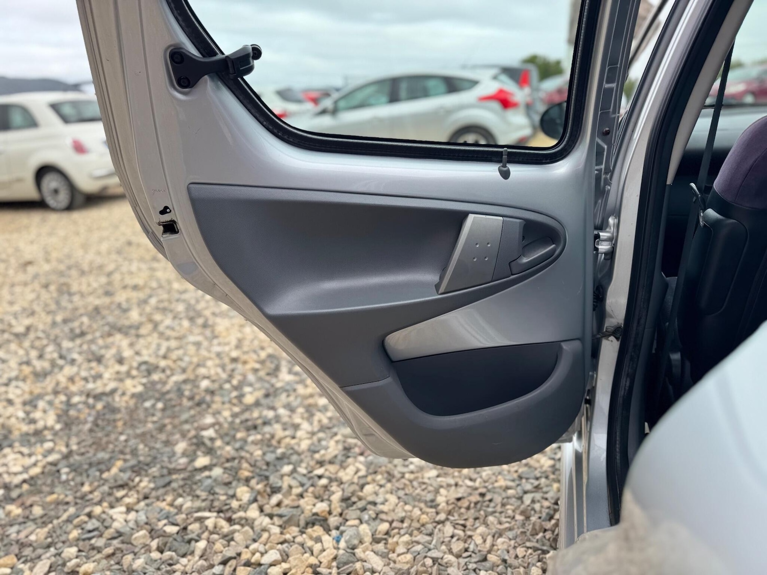 Used Toyota AYGO 2009 for sale - 76607450: Photo 14