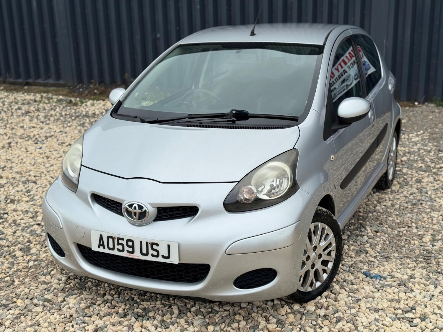Used Toyota AYGO 2009 for sale - 76607450: Photo 2