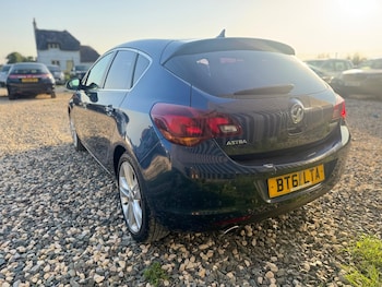 Used Vauxhall Astra 2012 for sale - 79000076: Photo