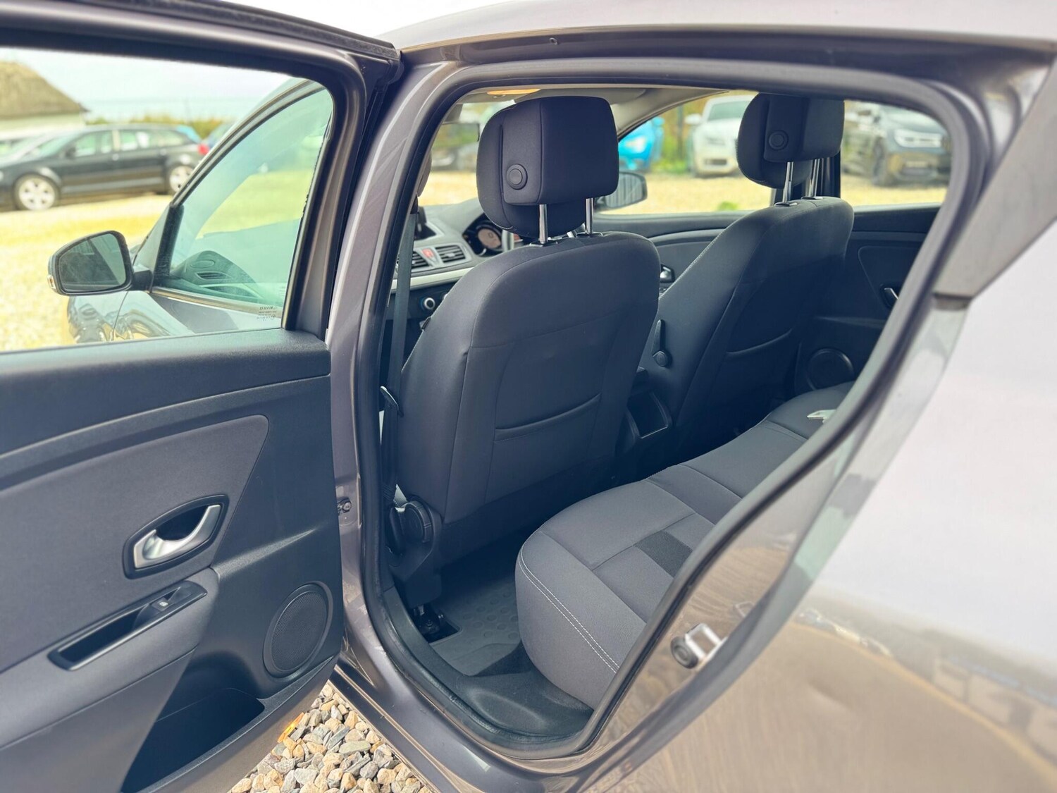 Used Renault Megane 2011 for sale - 76607482: Photo 17