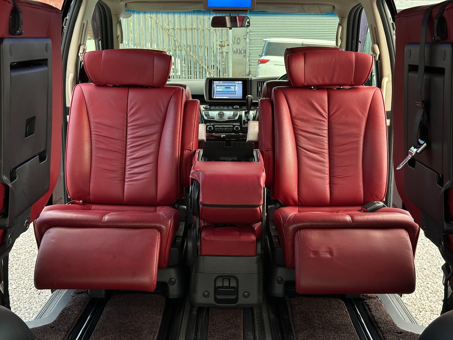 Used Nissan Elgrand 2008 for sale - 76547460: Photo 24