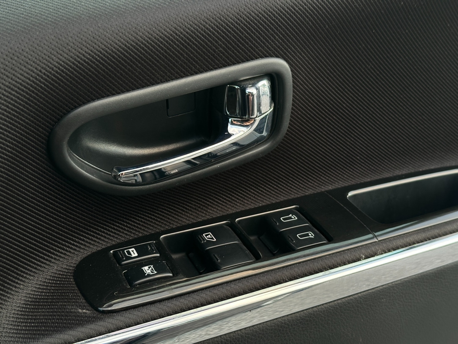 Used Nissan Elgrand 2008 for sale - 76547460: Photo 36