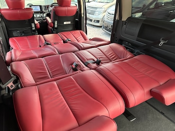 Used Nissan Elgrand 2008 for sale - 76547460: Photo