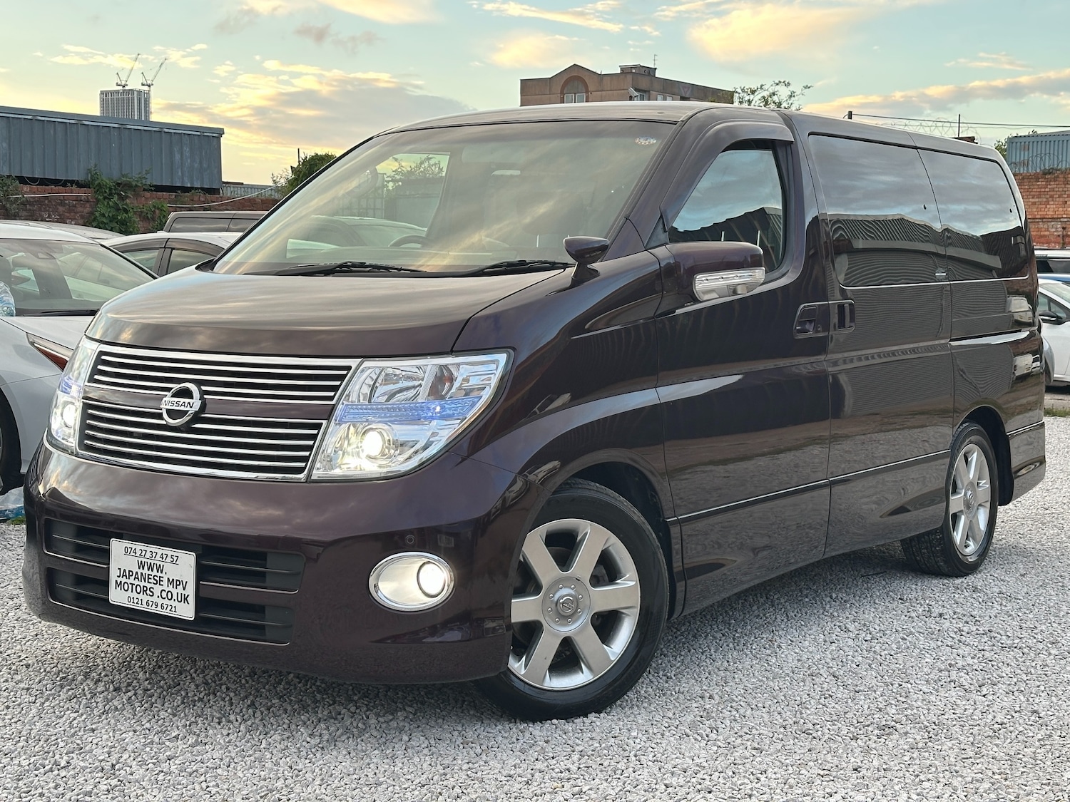 Used Nissan Elgrand 2008 for sale - 76547460: Photo 5