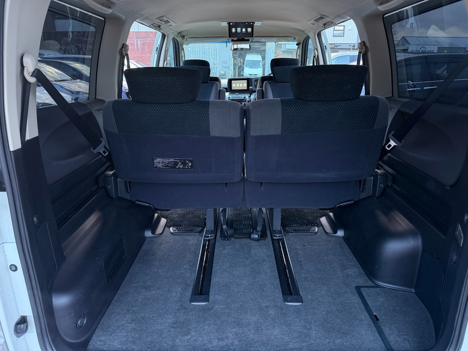 Used Nissan Elgrand 2007 for sale - 76547451: Photo 23