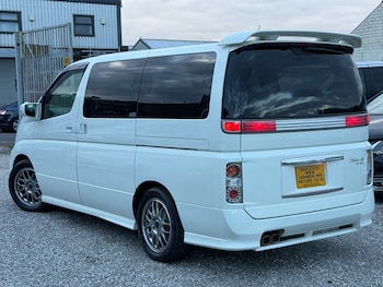 Used Nissan Elgrand 2007 for sale - 76547451: Photo