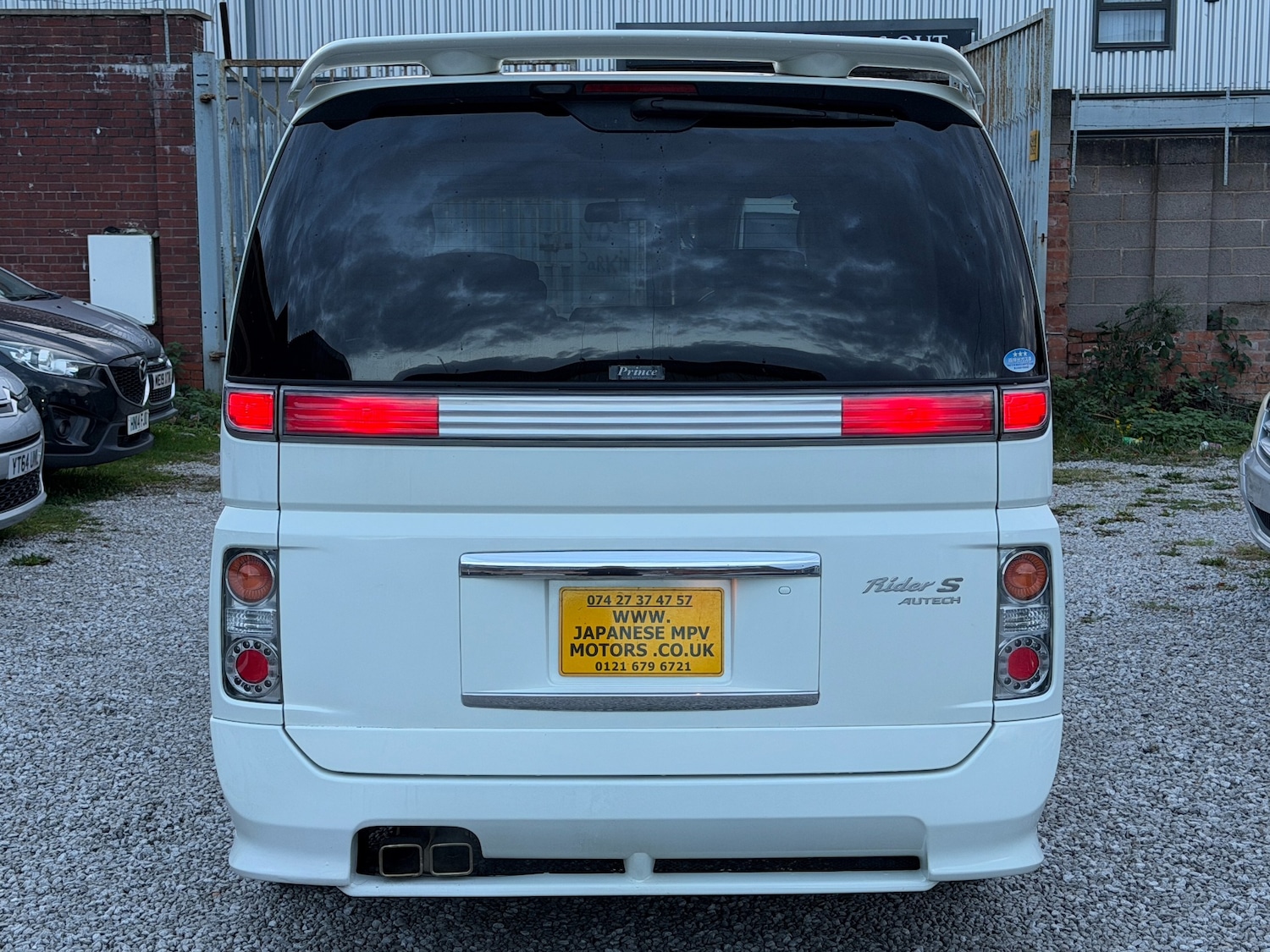 Used Nissan Elgrand 2007 for sale - 76547451: Photo 8