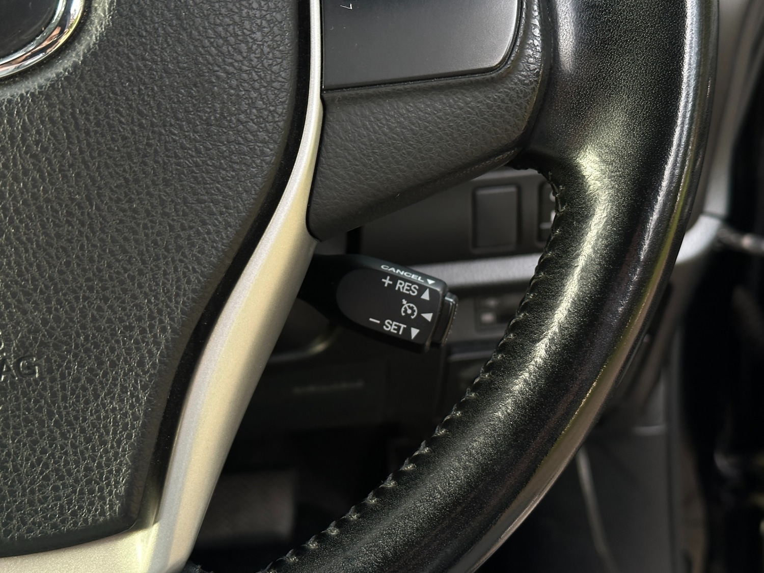 Used Toyota Voxy 2018 for sale - 76092275: Photo 28