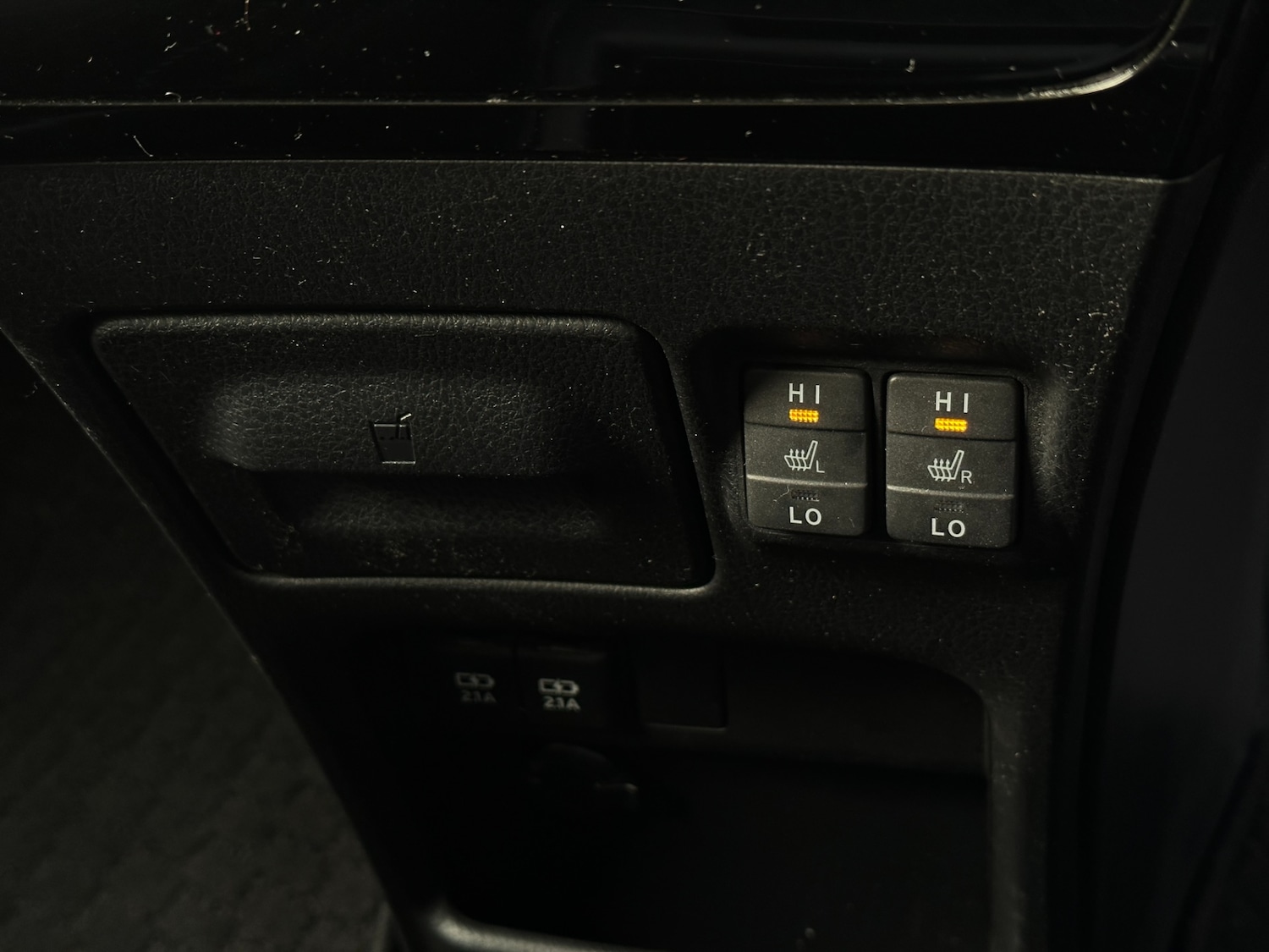 Used Toyota Voxy 2018 for sale - 76092275: Photo 31