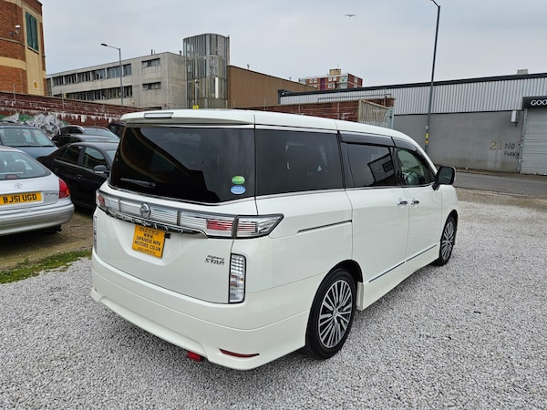 Used Nissan Elgrand 2016 for sale - 70960949: Photo 16