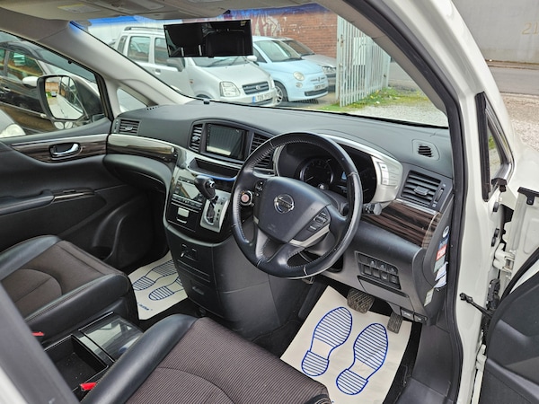 Used Nissan Elgrand 2016 for sale - 70960949: Photo 19