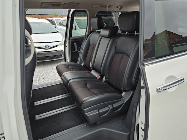 Used Nissan Elgrand 2016 for sale - 70960949: Photo 3
