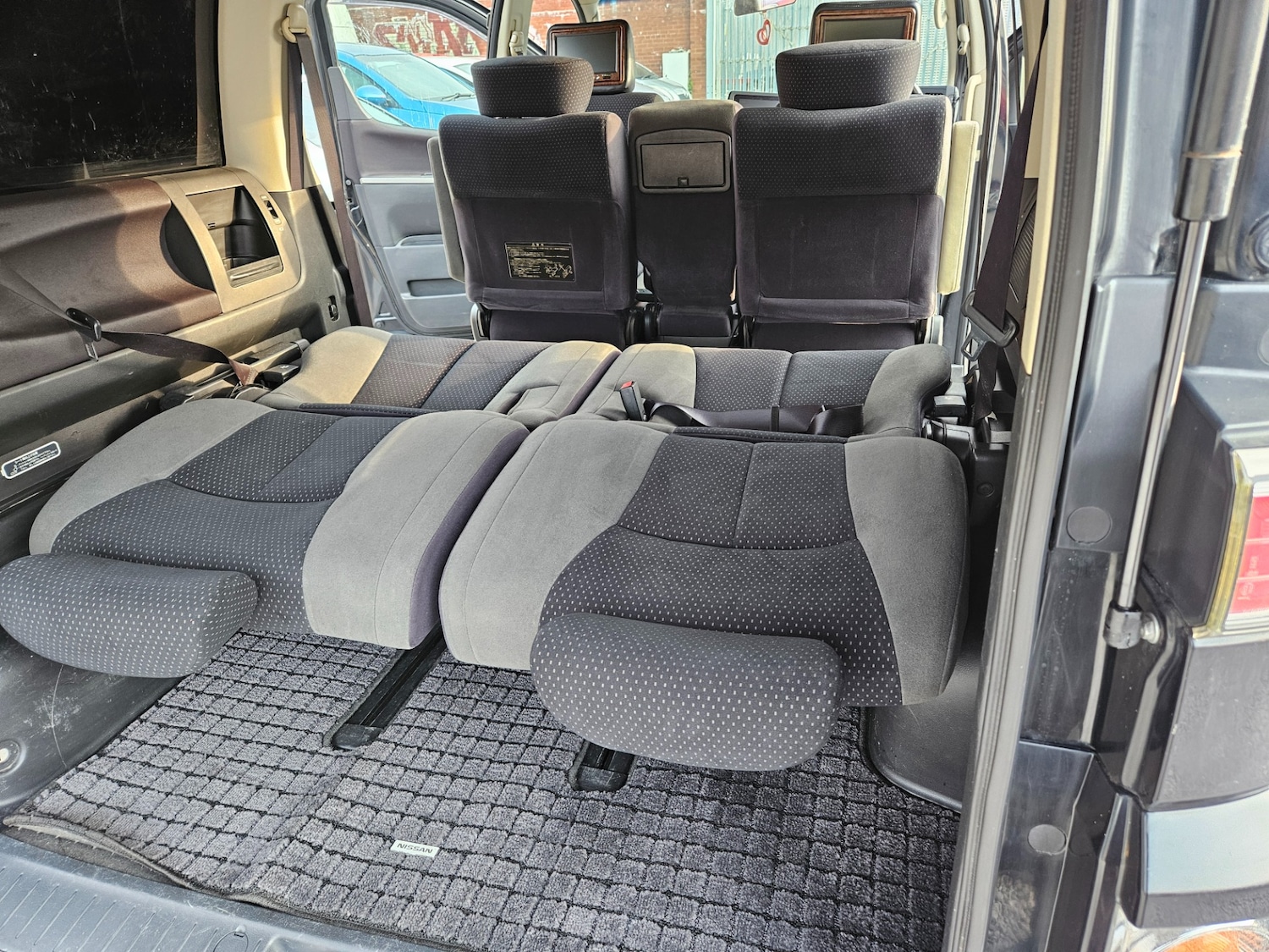 Vehicle 28