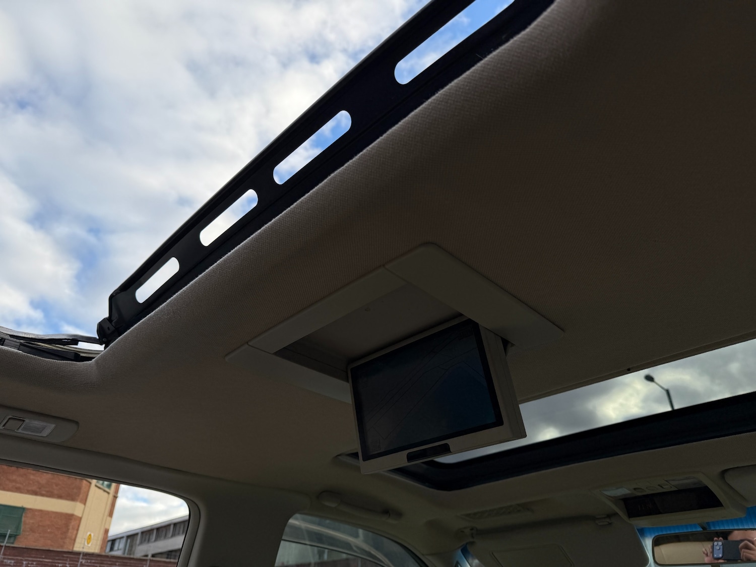 Used Nissan Elgrand 2006 for sale - 76545501: Photo 20