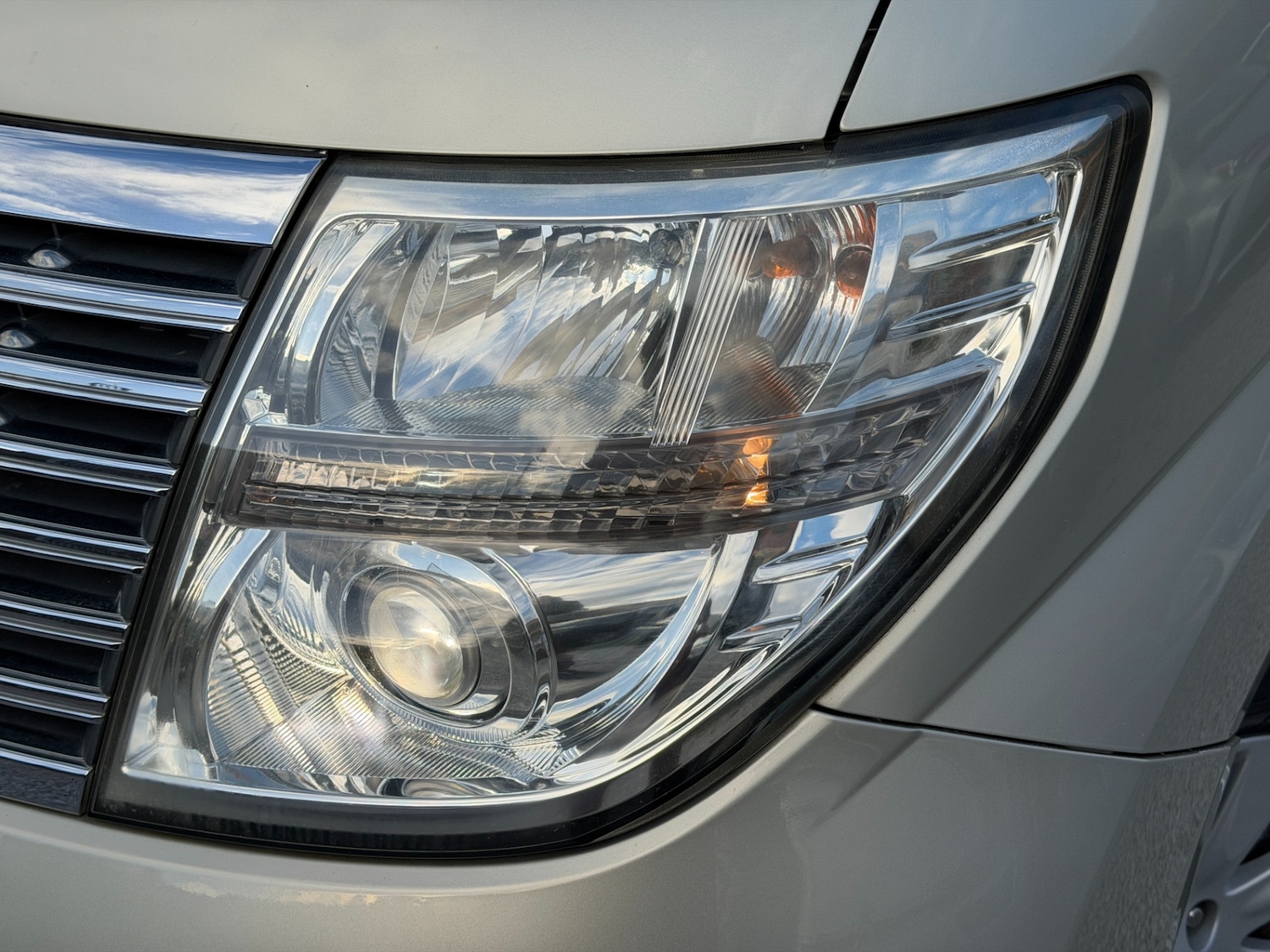 Used Nissan Elgrand 2006 for sale - 76545501: Photo 39