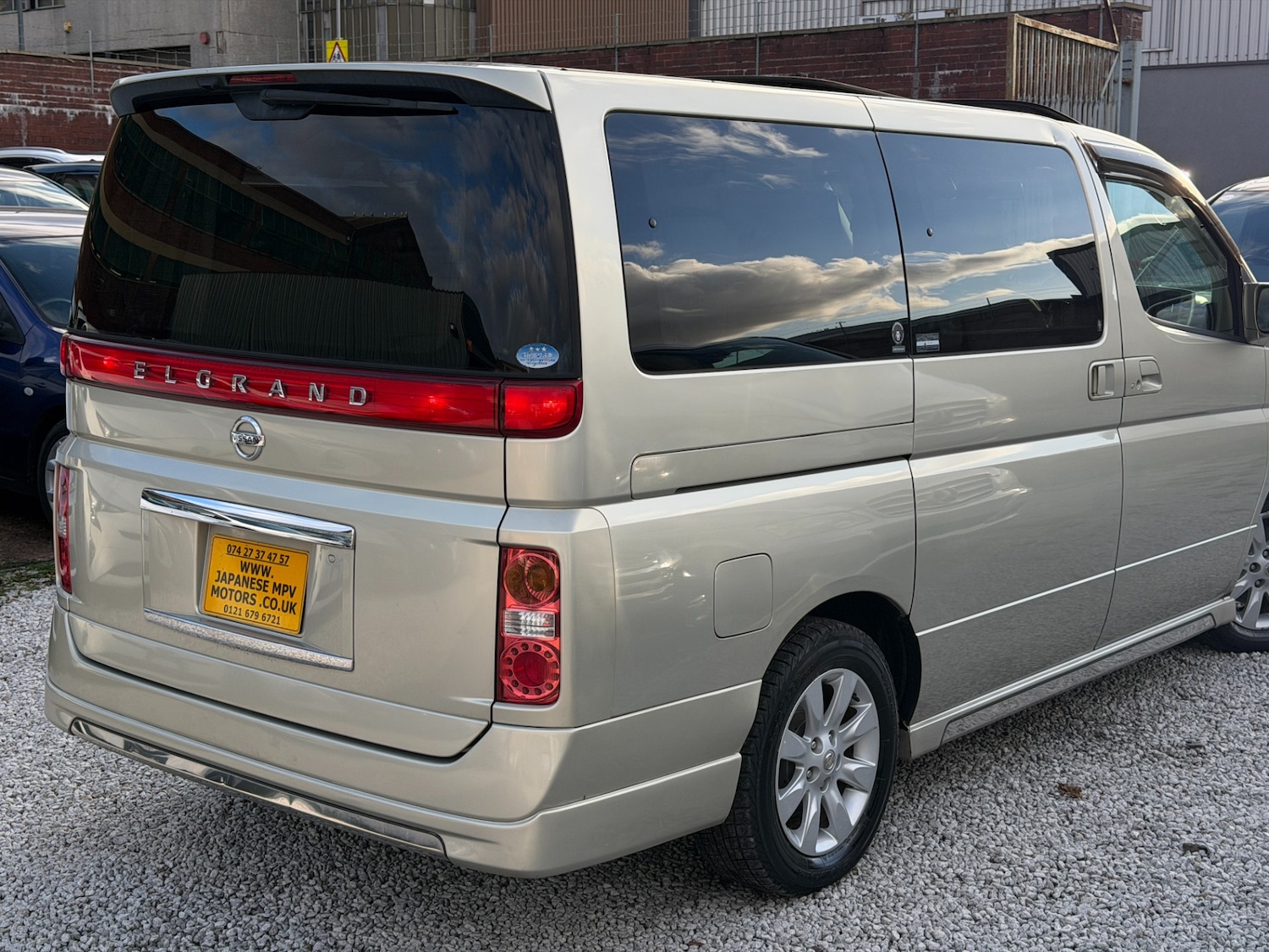 Used Nissan Elgrand 2006 for sale - 76545501: Photo 41