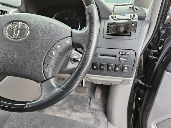 Used Toyota Alphard 2008 for sale - 70960442: Photo 27