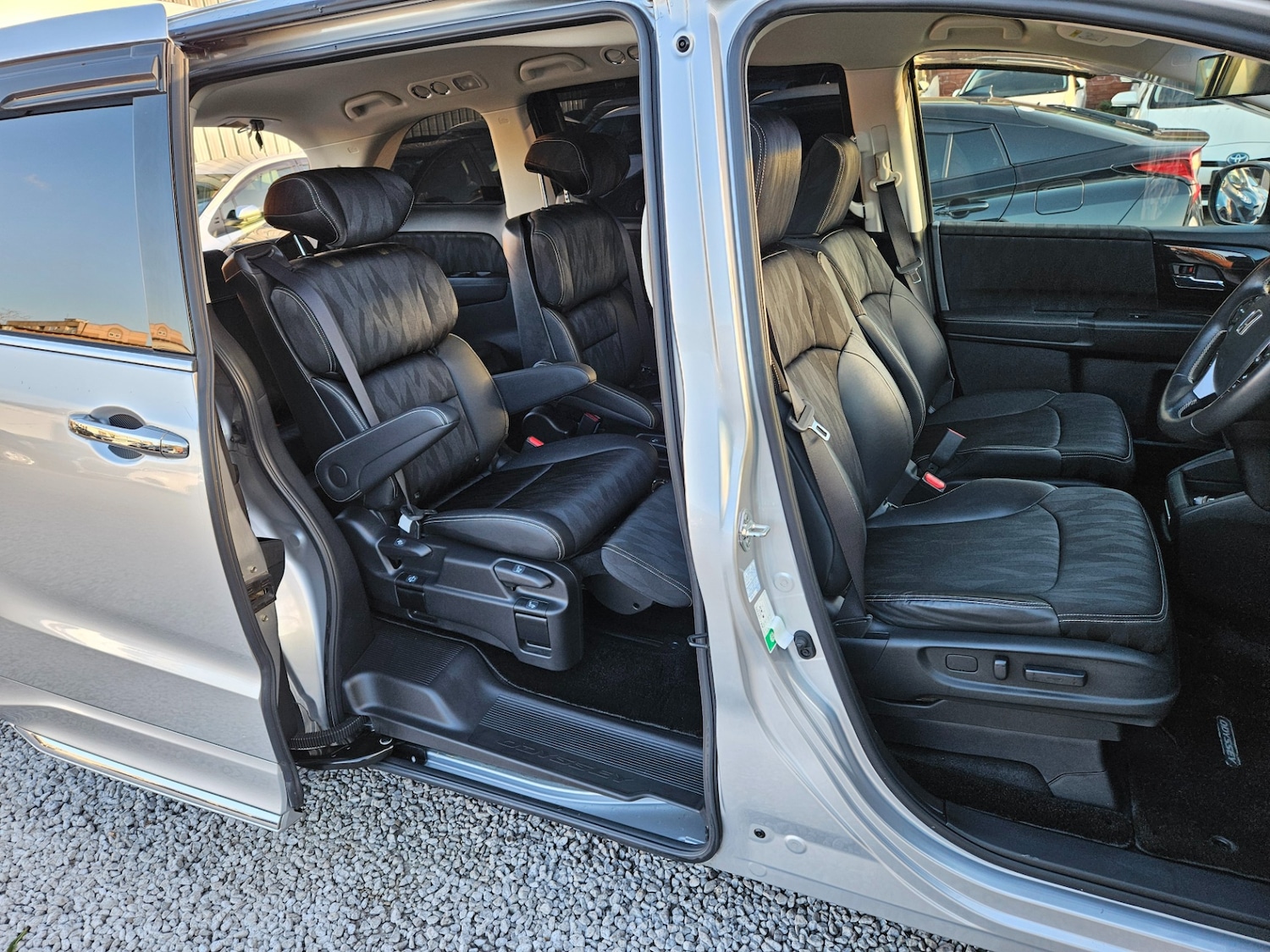 Used Honda Odyssey 2018 for sale - 77054876: Photo 31